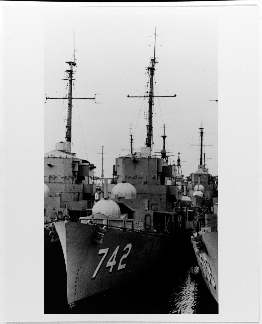 USS HILBERT (DE-742)