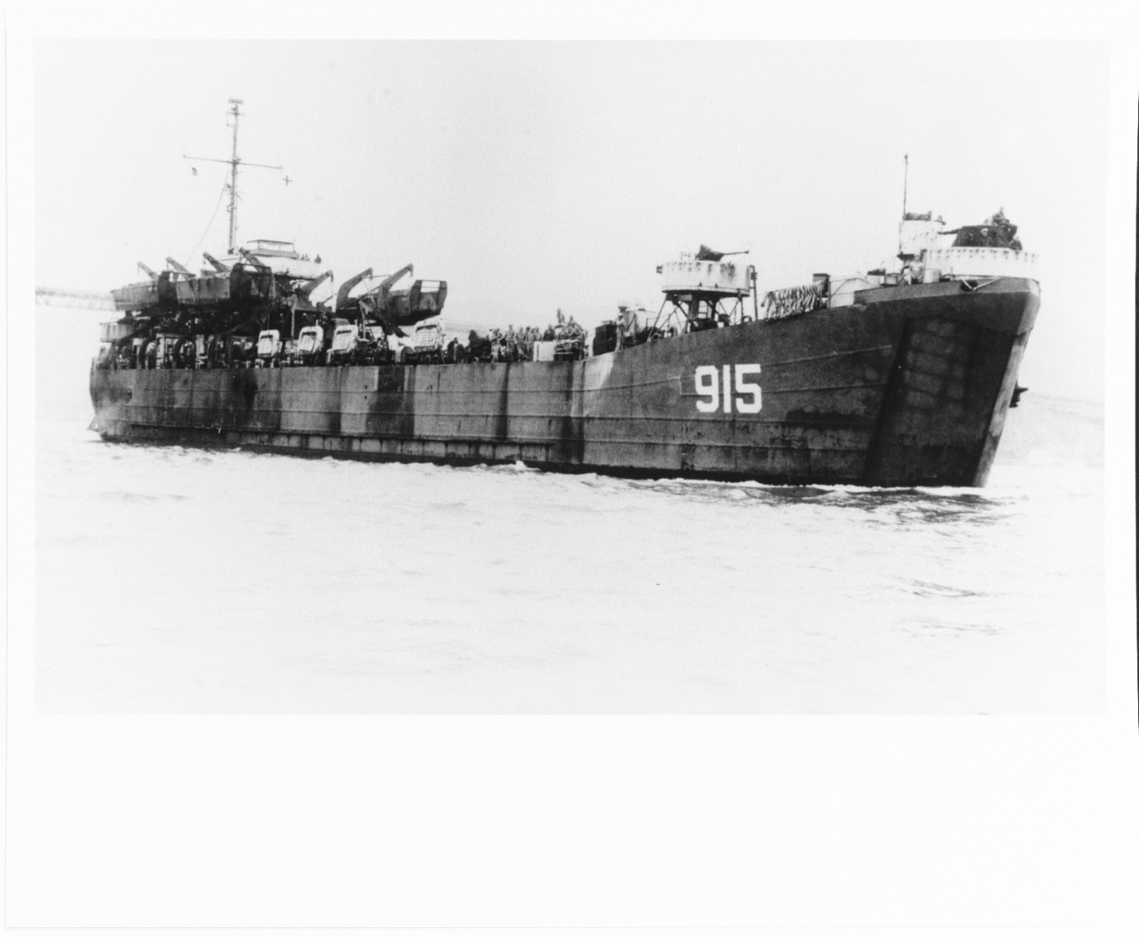 USS LST-915