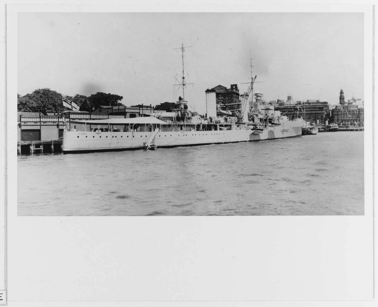 SYDNEY (Australian light cruiser, 1934)