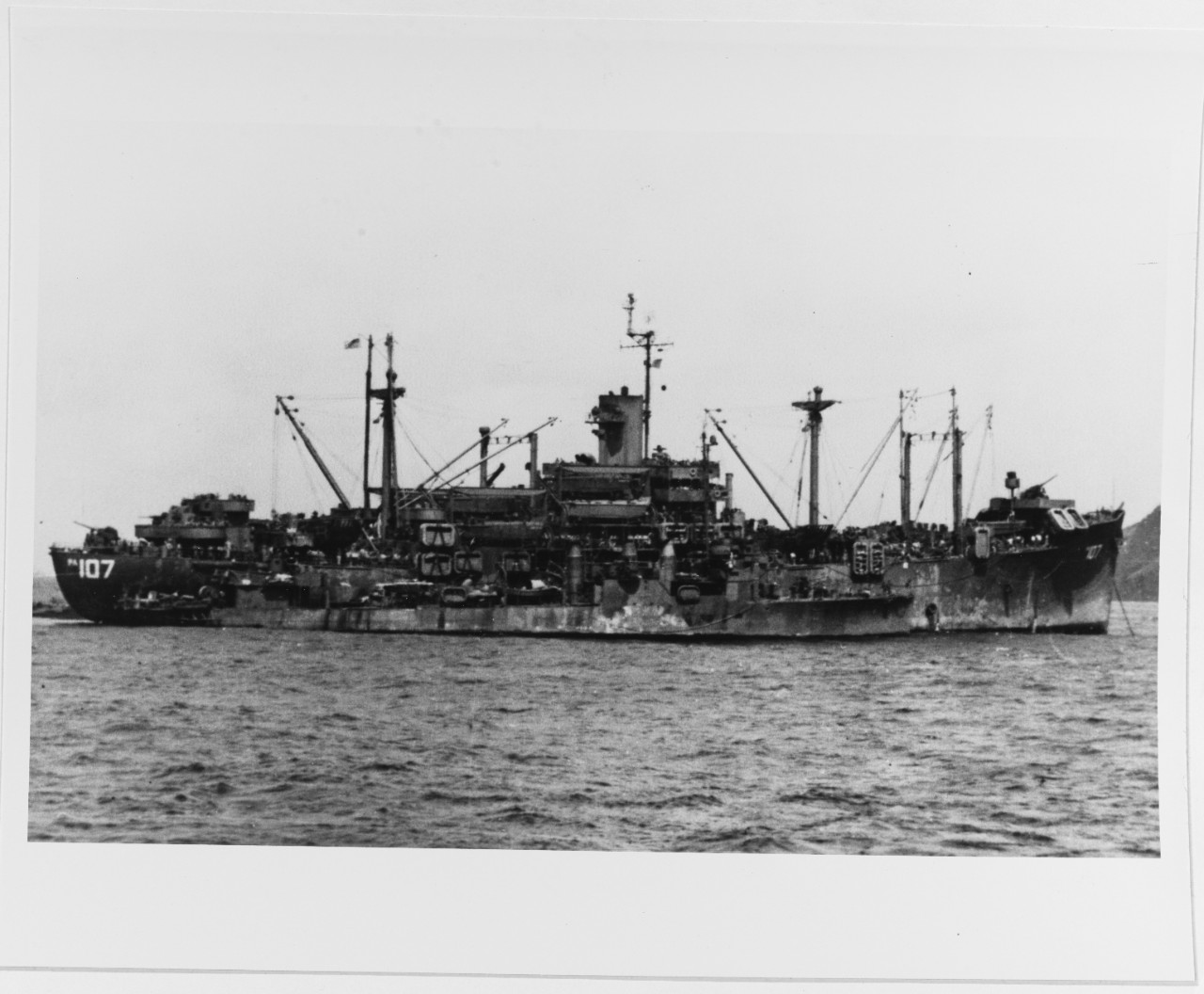 USS GOODHUE (APA-107)