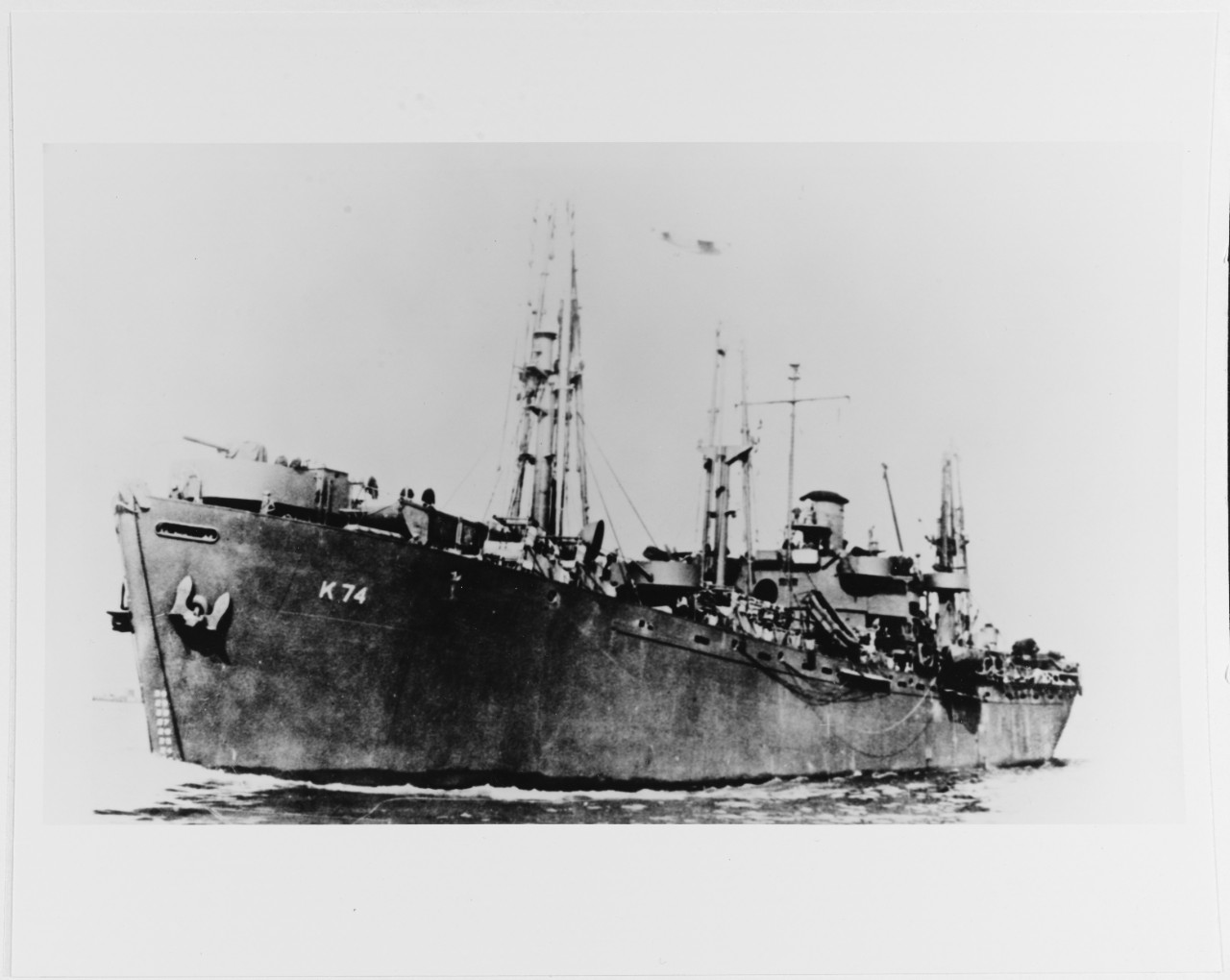 USS CARINA (AK-74)