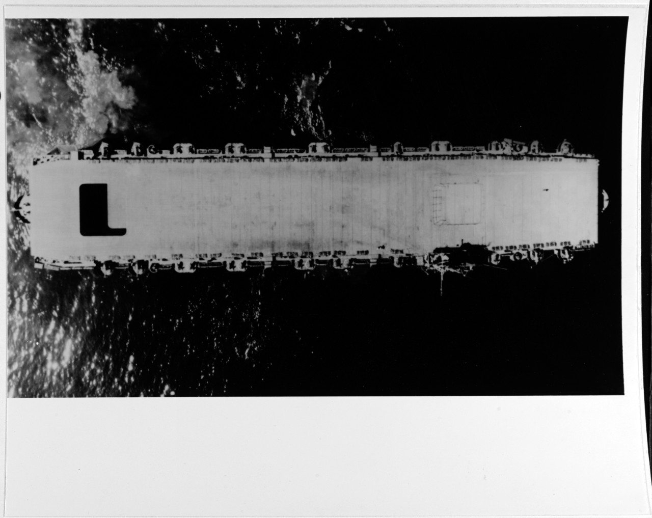 USS SARGENT BAY (CVE-83)