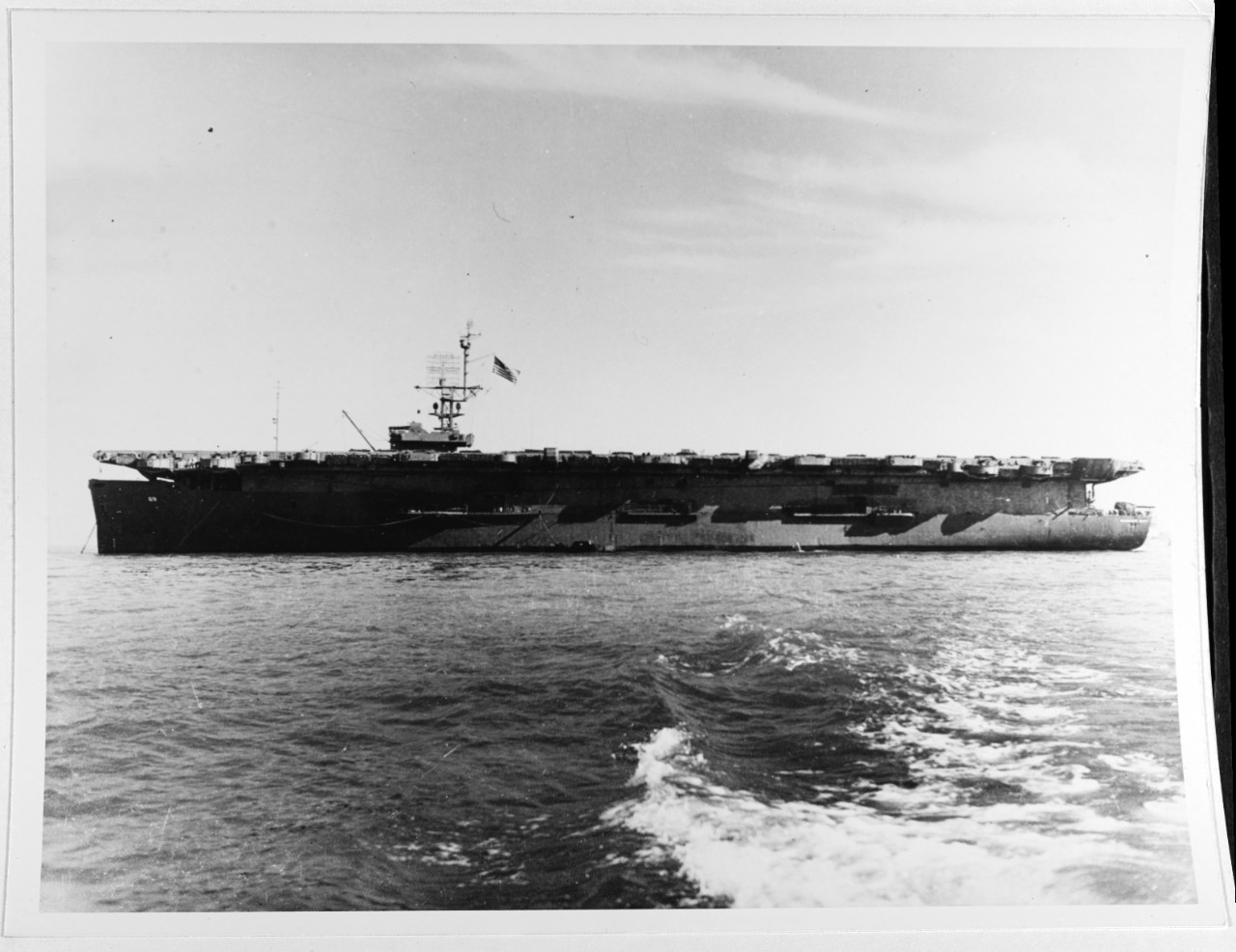 USS KASAAN BAY (CVE-69)