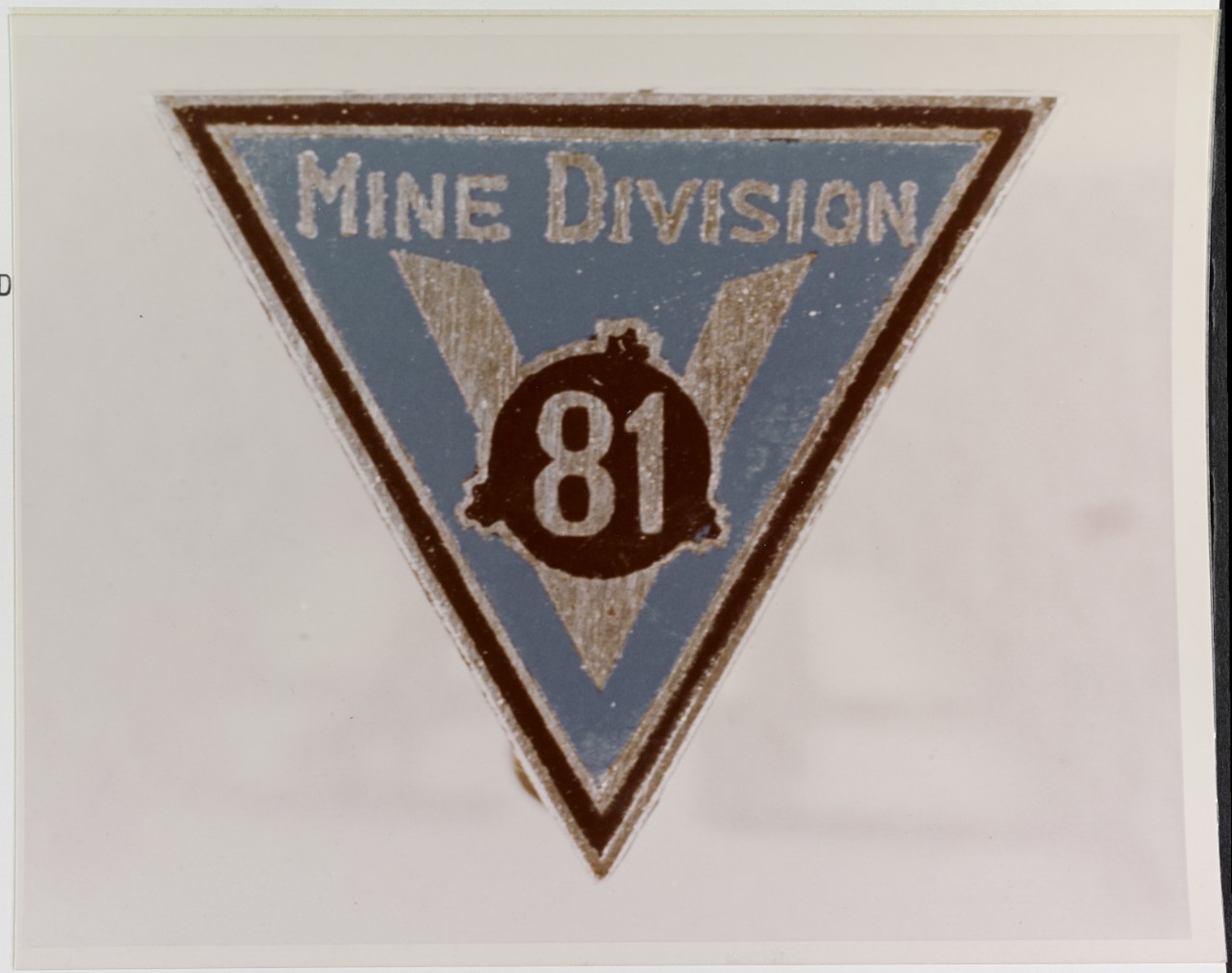 Insignia:  Mine Division 81