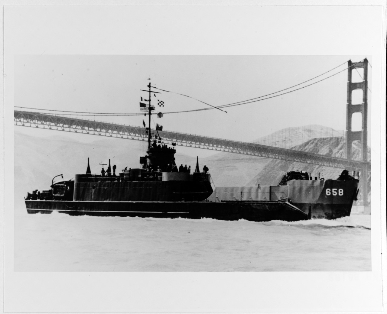 USS LCI-658