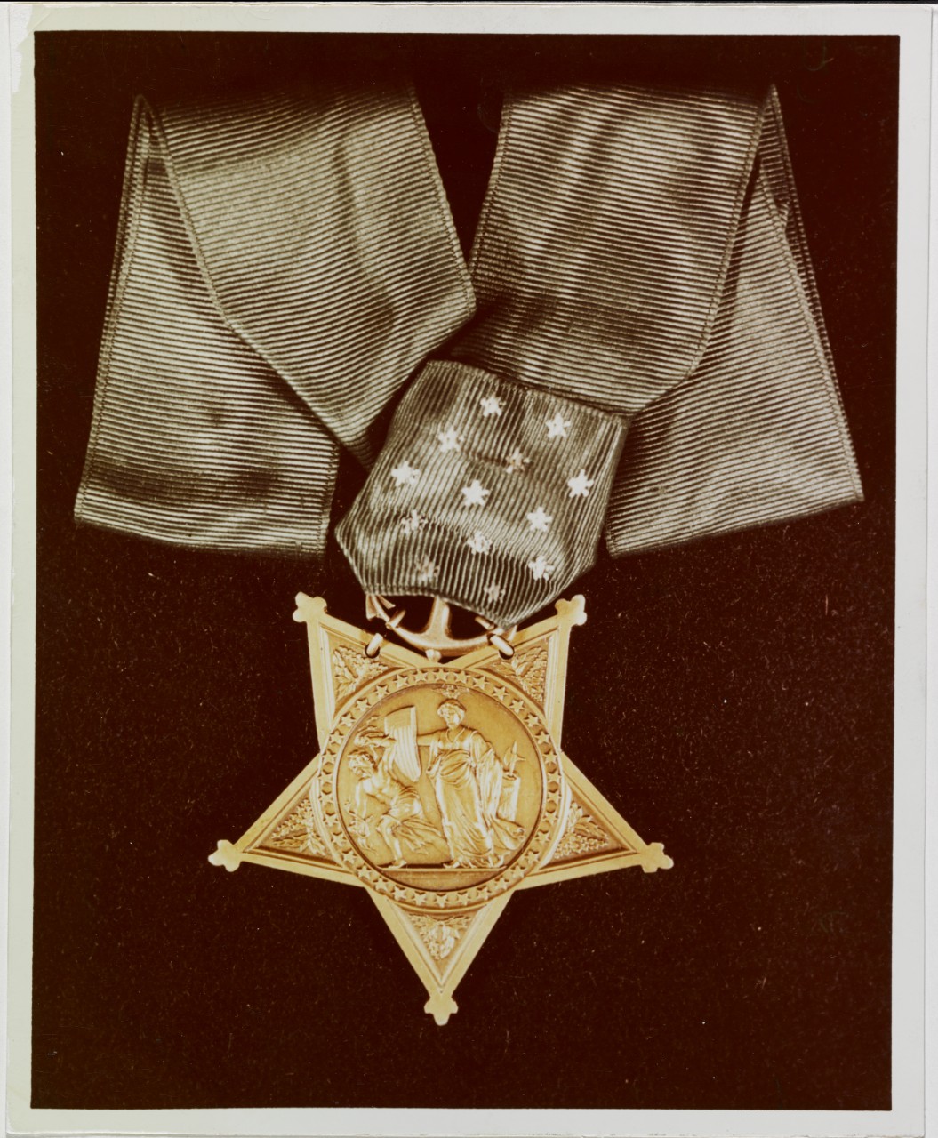 Photo #: NH 86703-KN U.S. Navy Medal of Honor