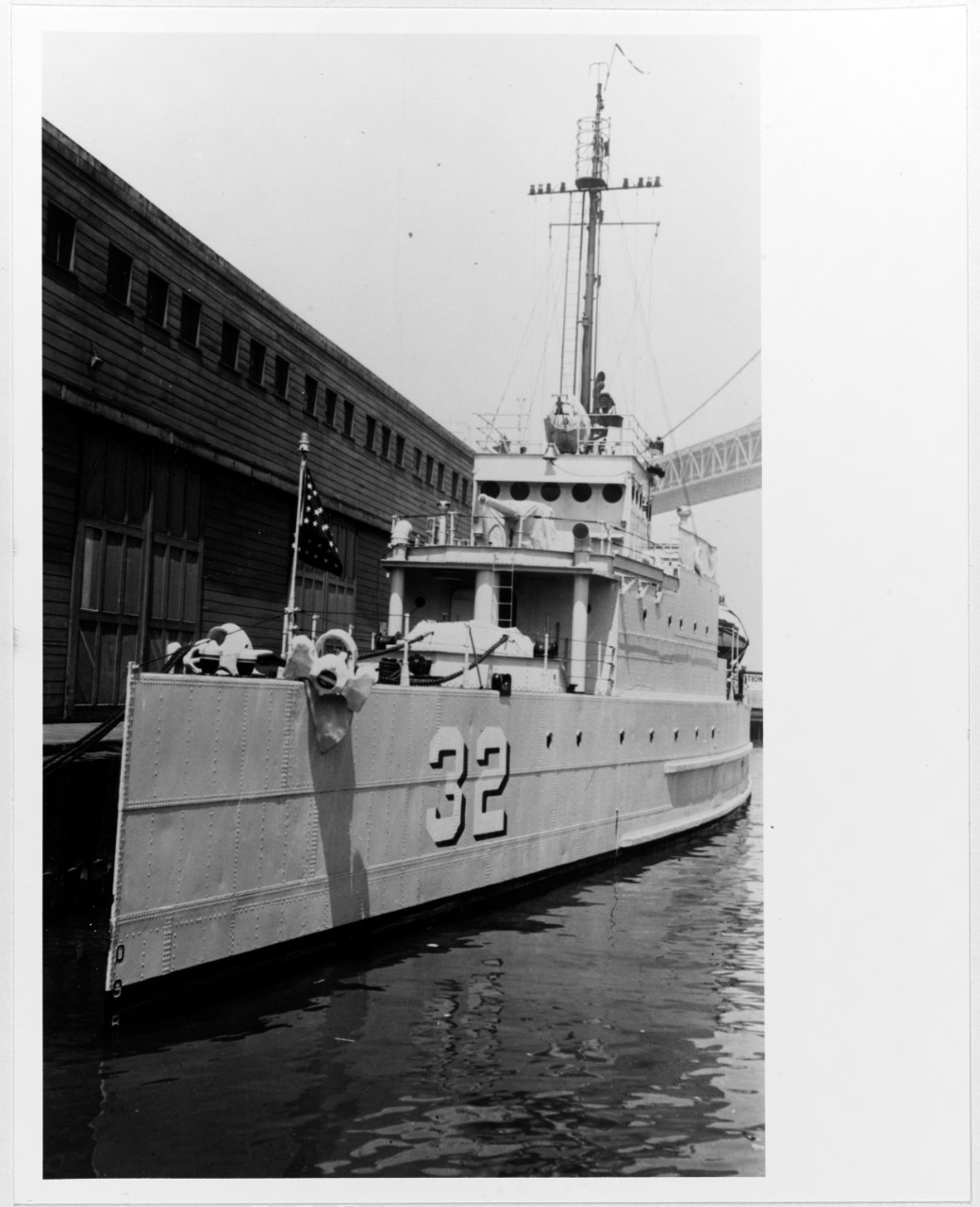 USS EAGLE 32 (PE-32)