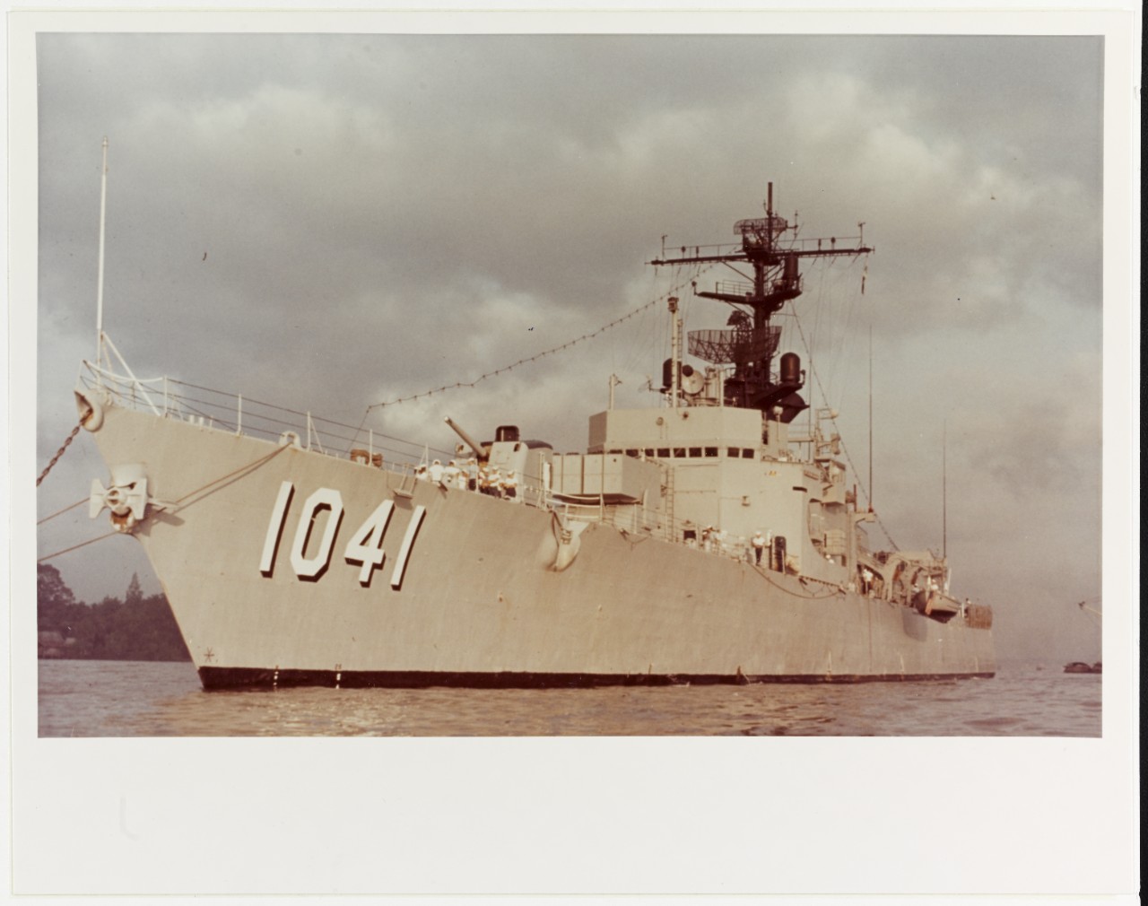 Photo #: NH 87853-KN  USS Bradley (DE-1041)