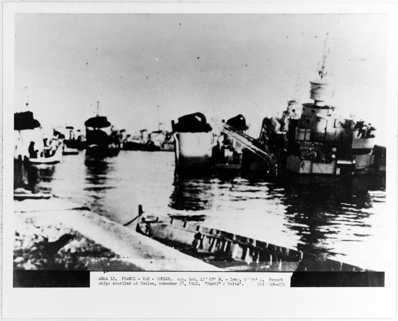 Photo #: NH 88599  Scuttling of the French Fleet at Toulon