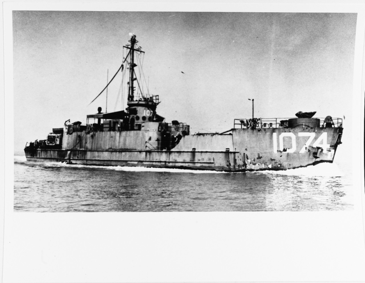 USS LCI-1074