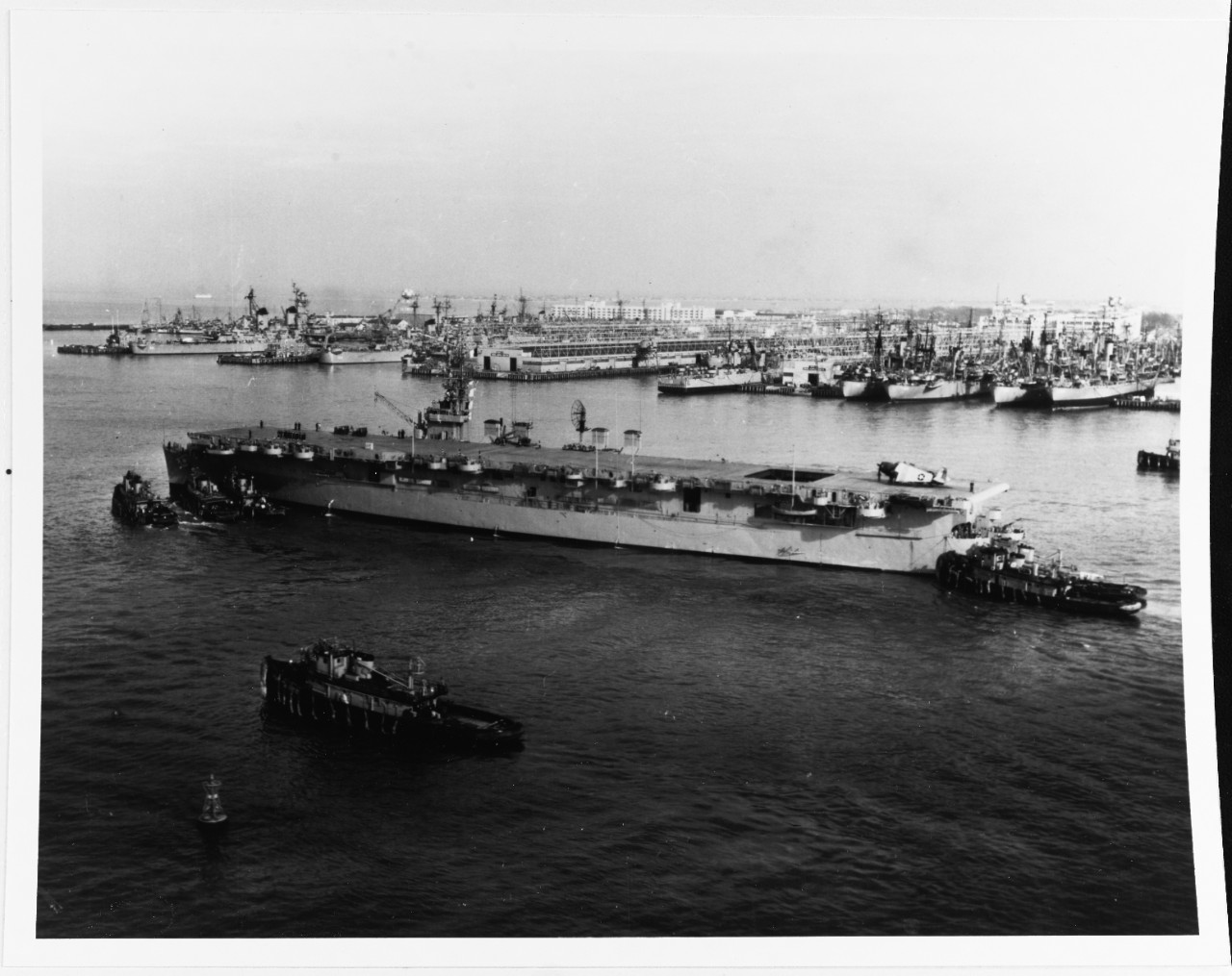 Photo #: NH 89299  French aircraft carrier Bois Belleau