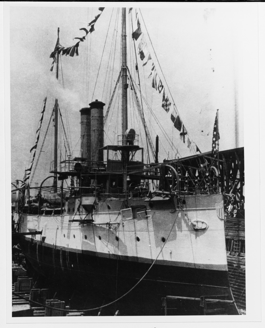 USS ISLA DE LUZON, 1898-1920