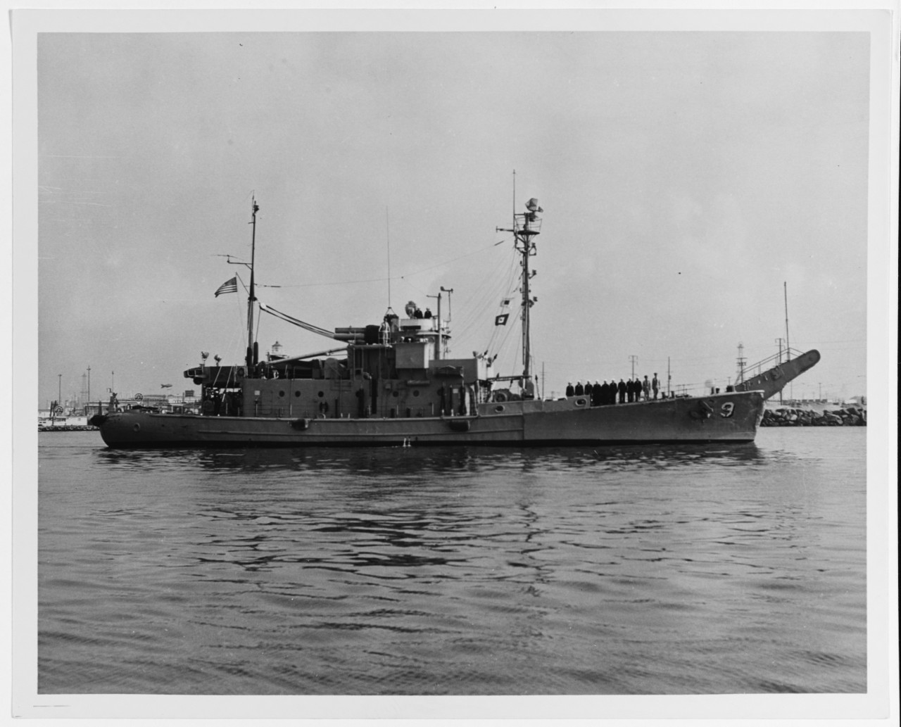 USS BUTTERNUT (AN-9)