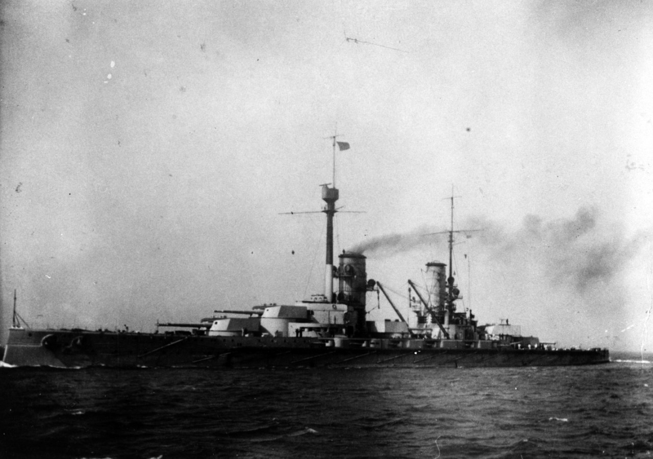 German König-class battleship in about 1915-1916