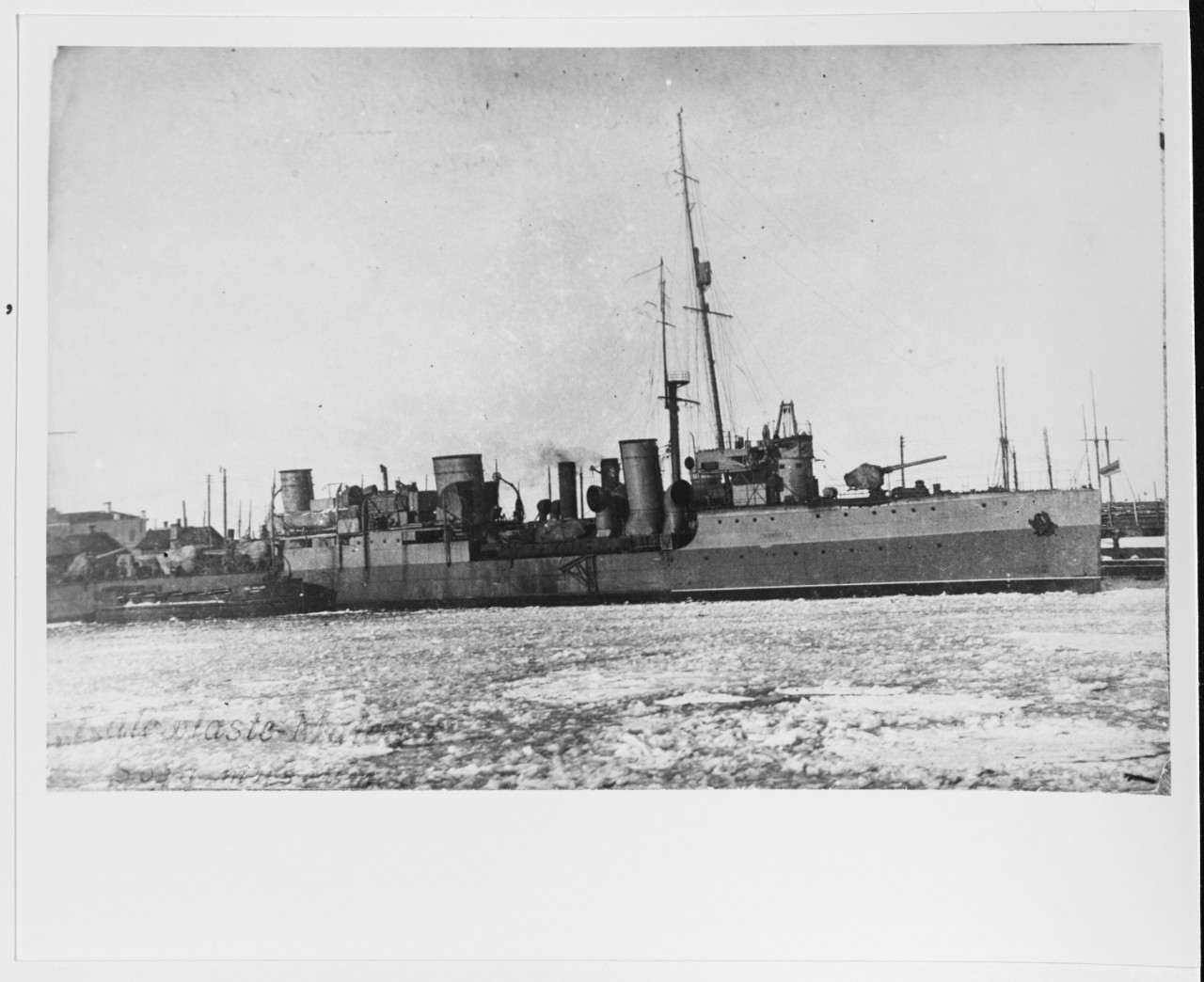 WAMBOLA (Estonian Destroyer, 1914-55)