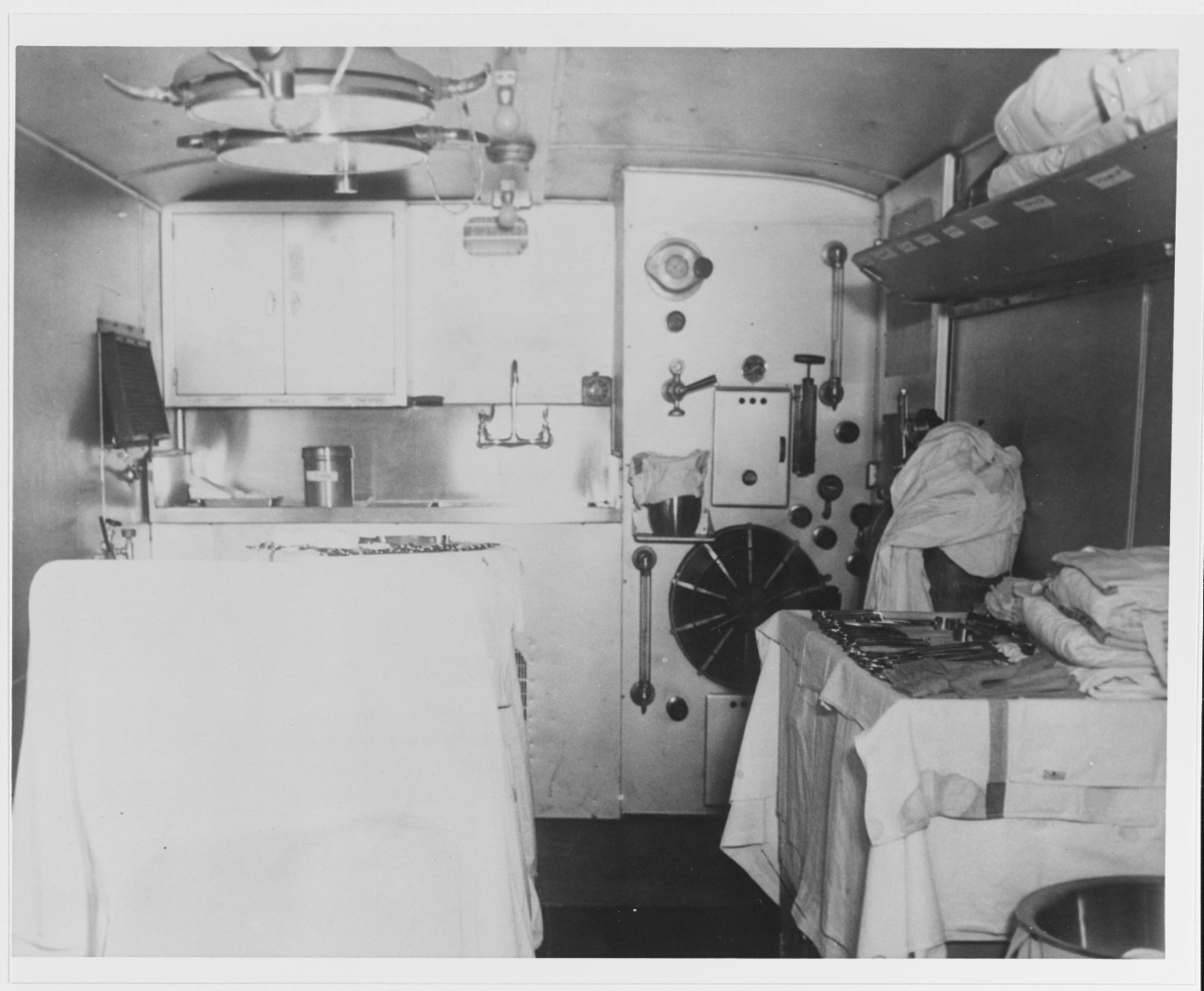 Mobile medical unit interior