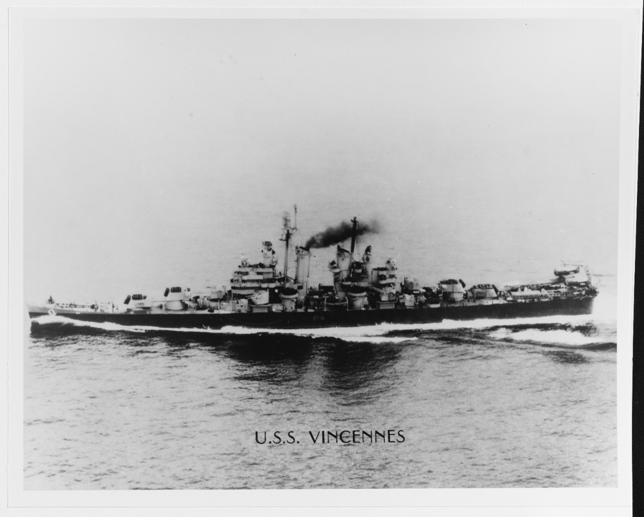 Photo #: NH 95308  USS Vincennes (CL-64)