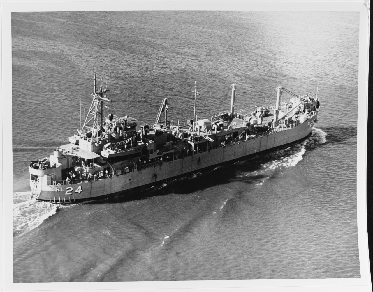 USS SPHINX (ARL-24)