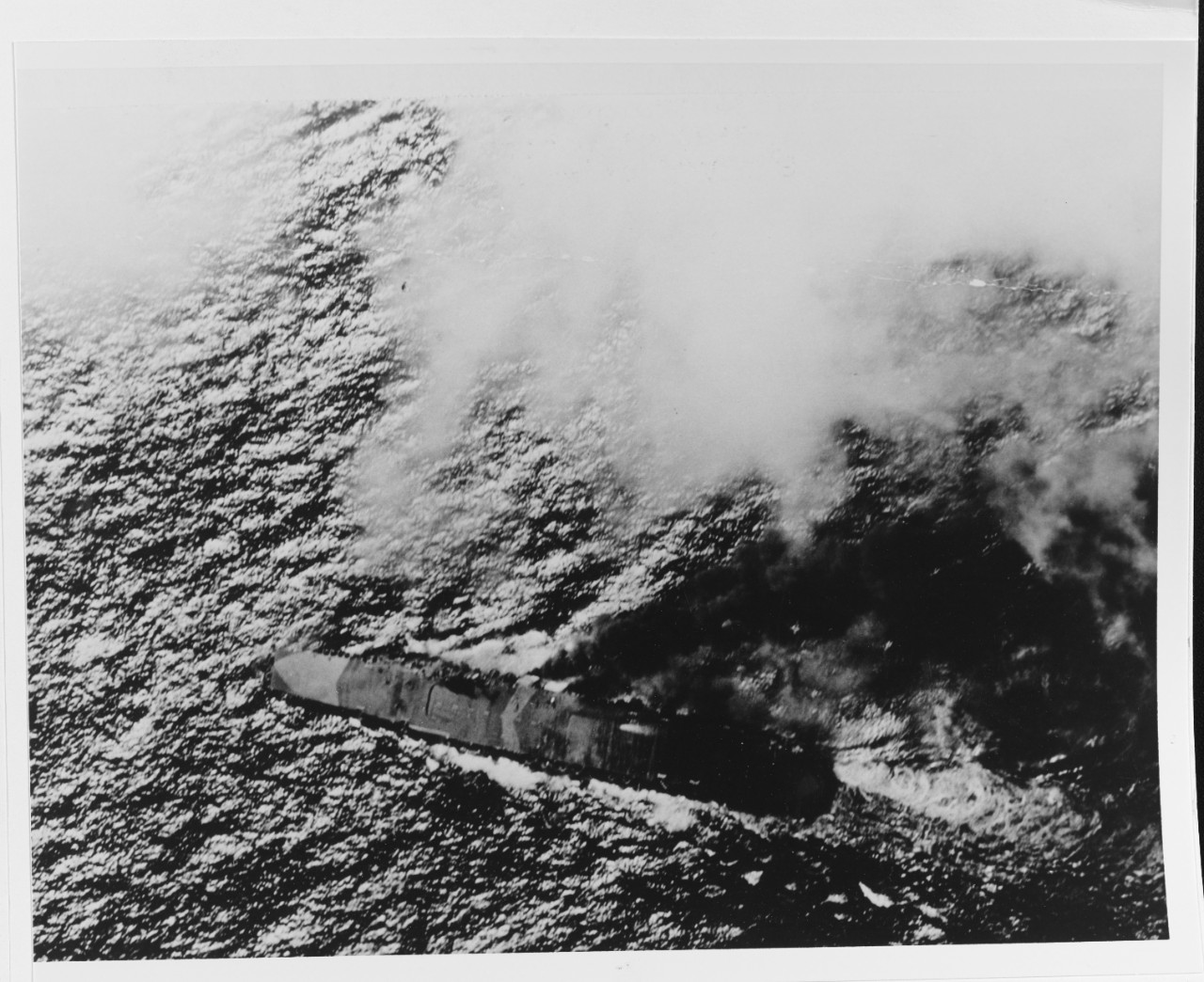 Photo #: NH 95785  Battle off Cape Engano, 25 October 1944