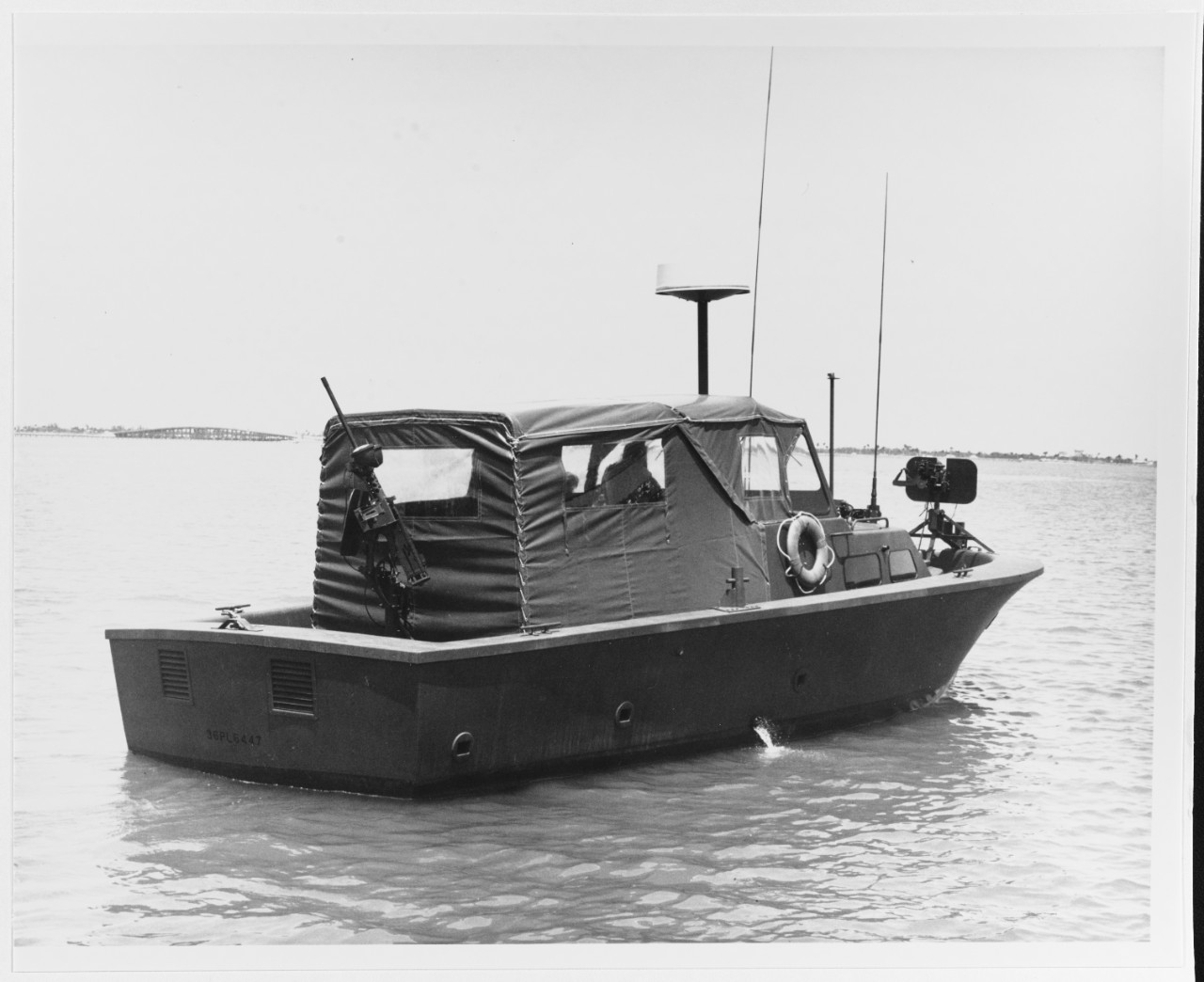 36-foot landing craft personnel ( Large), Mark XI (LCPL)