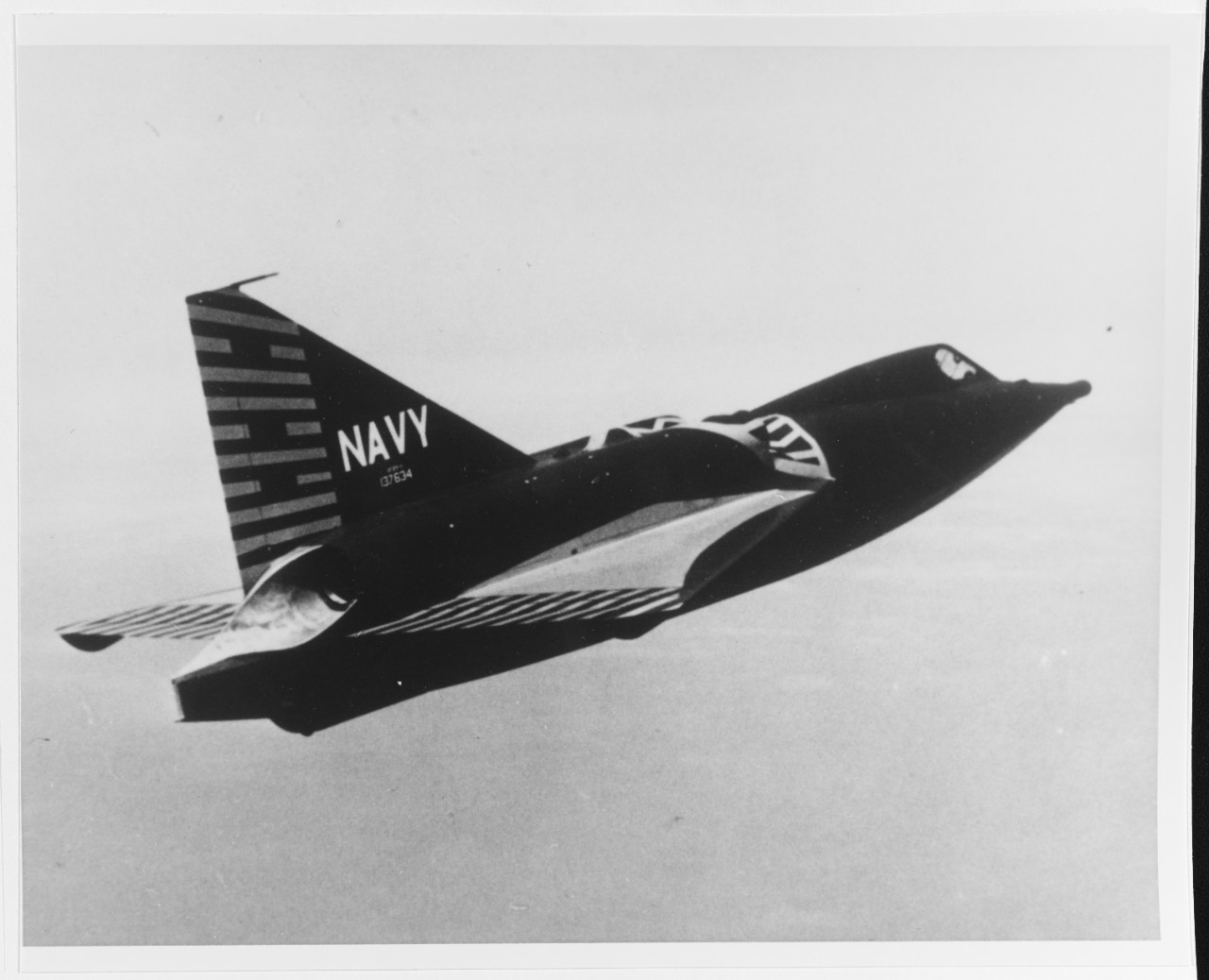 Convair XF2Y-1 "Sea Dart" seaplane jet fighter.  (Bu # 137643)