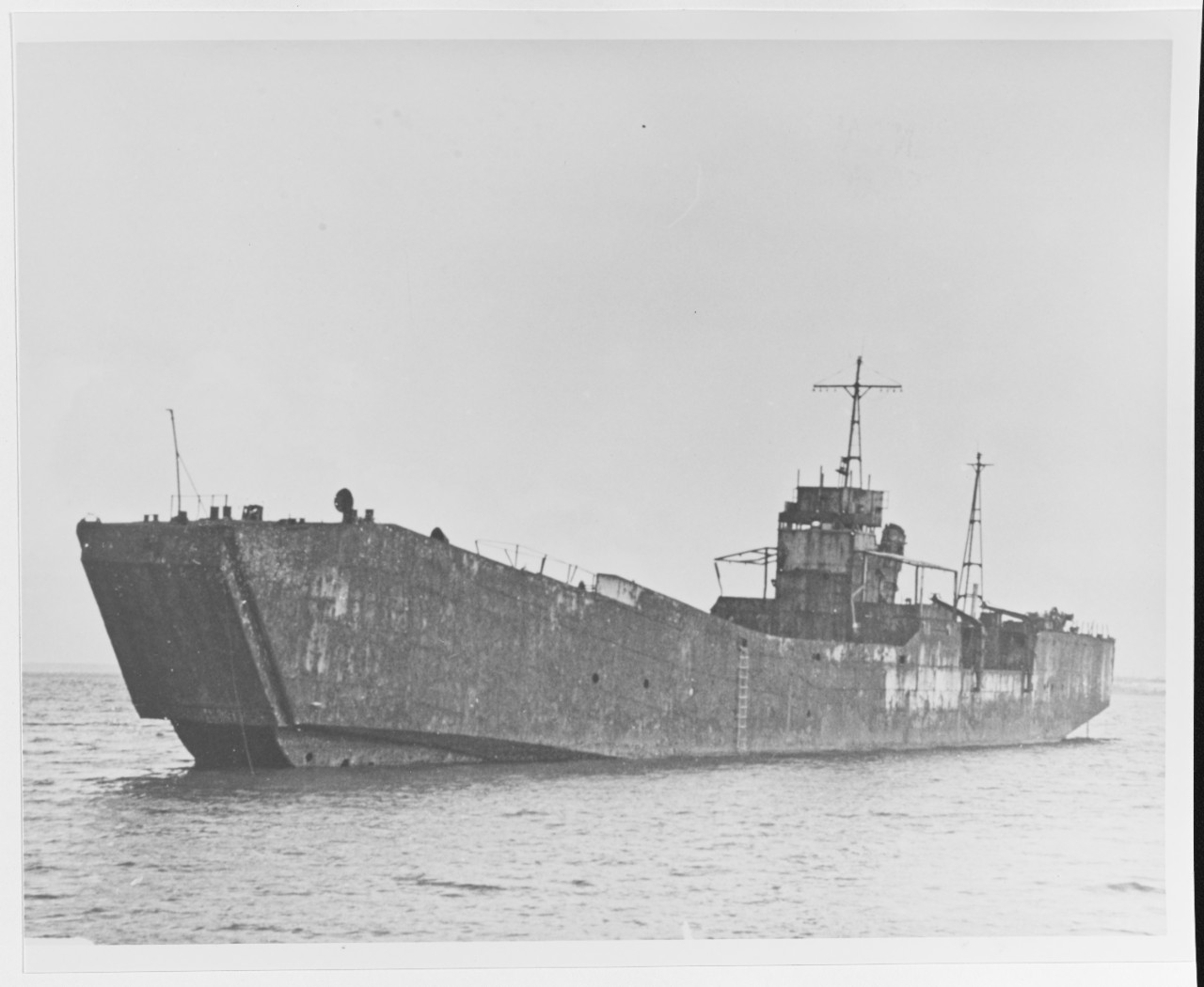 LU SHAN (Chinese LST, 1945, ex-Japanese T-172)