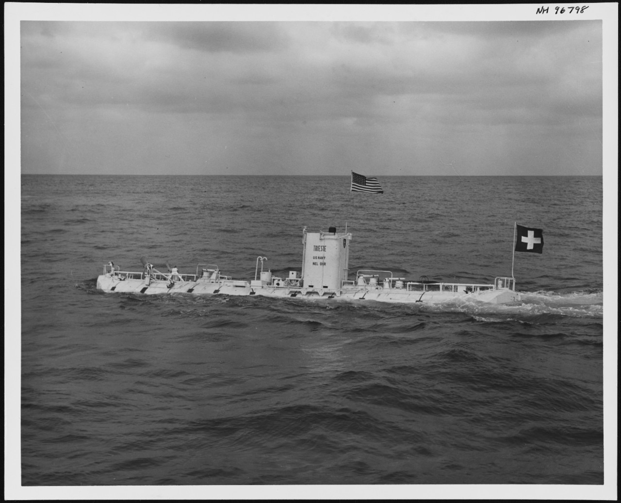 Photo #: NH 96798  U.S. Navy Bathyscaphe Trieste (1958-1963)