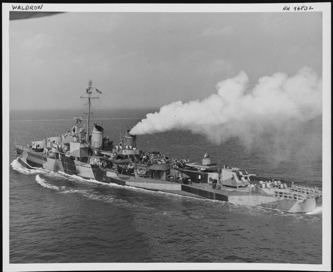 Photo #: NH 96832 USS Waldron (DD-699)