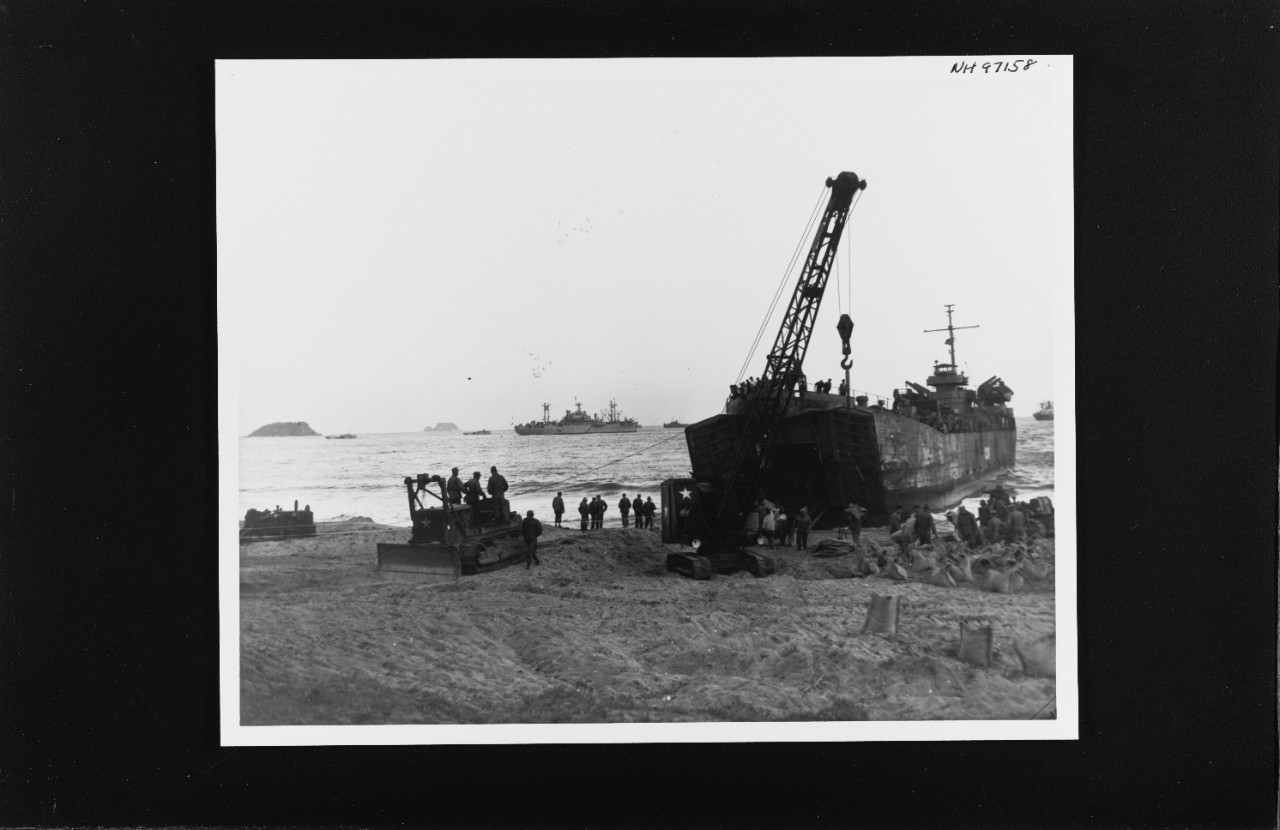 Photo #: NH 97158  Inchon Invasion, September 1950