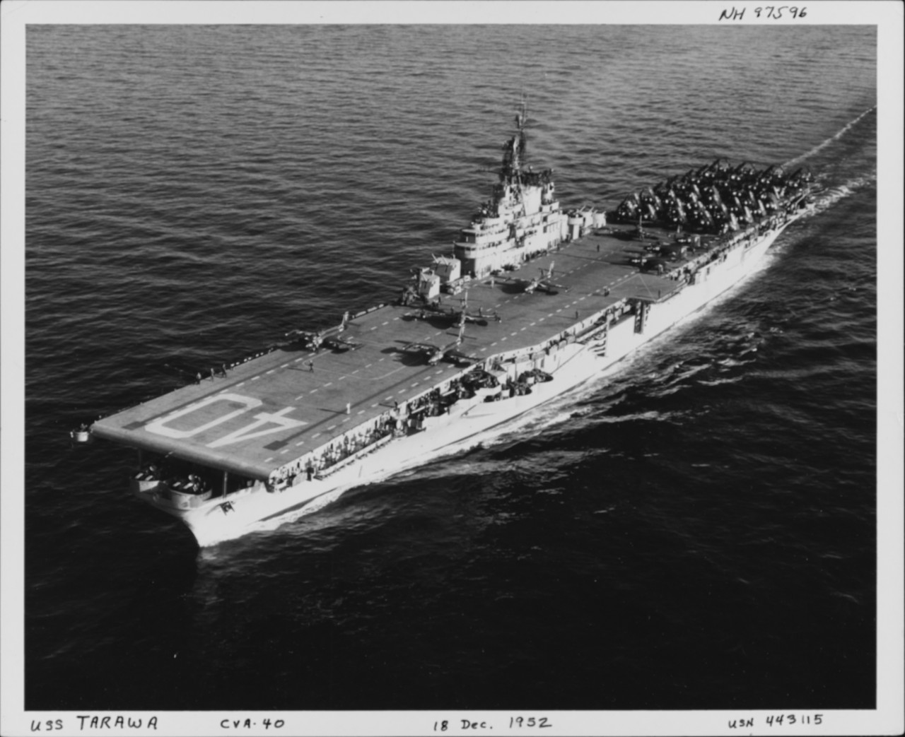 Photo #: NH 97596  USS Tarawa (CVA-40)