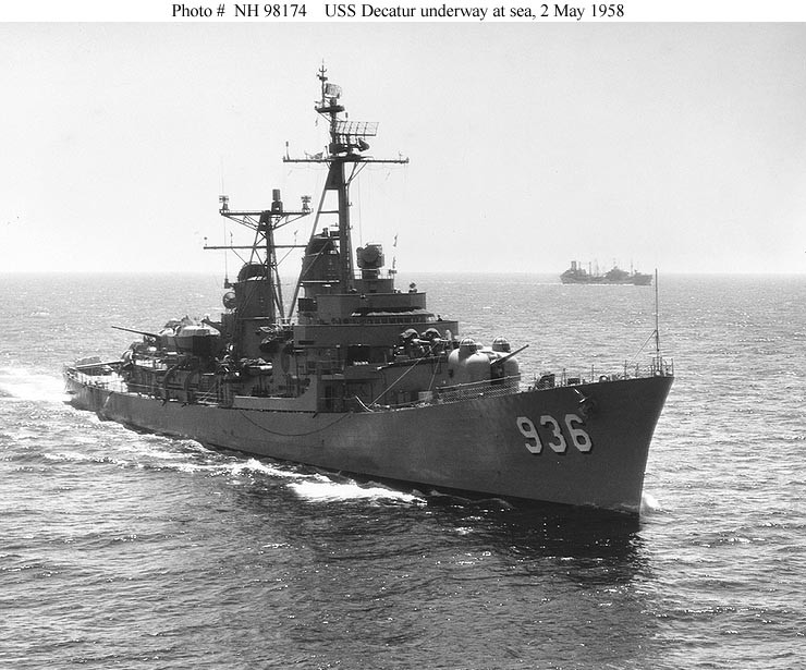 Photo #: NH 98174  USS Decatur (DD-936)