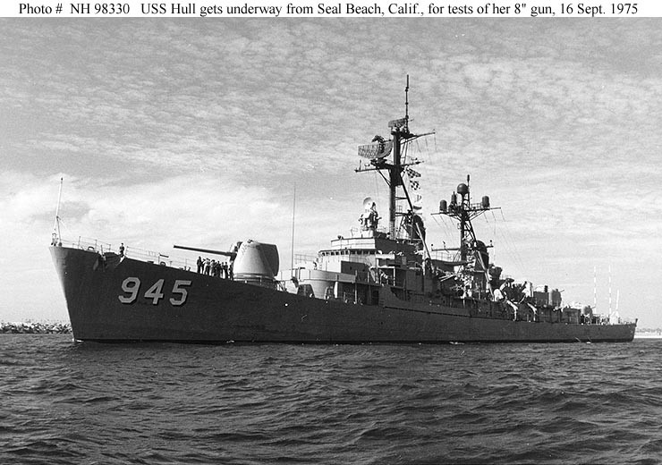Photo #: NH 98330  USS Hull (DD-945)