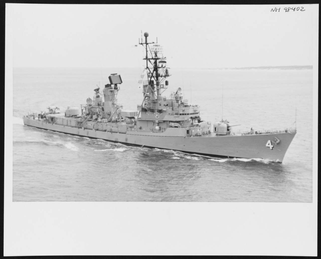 Photo #: NH 98402  USS Lawrence (DDG-4)