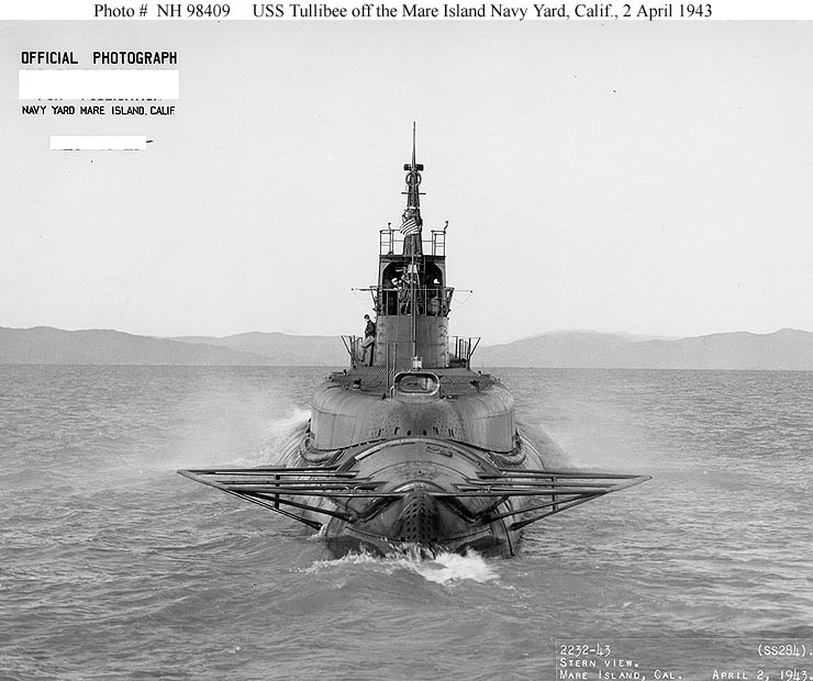 Photo #: NH 98409  USS Tullibee (SS-284)