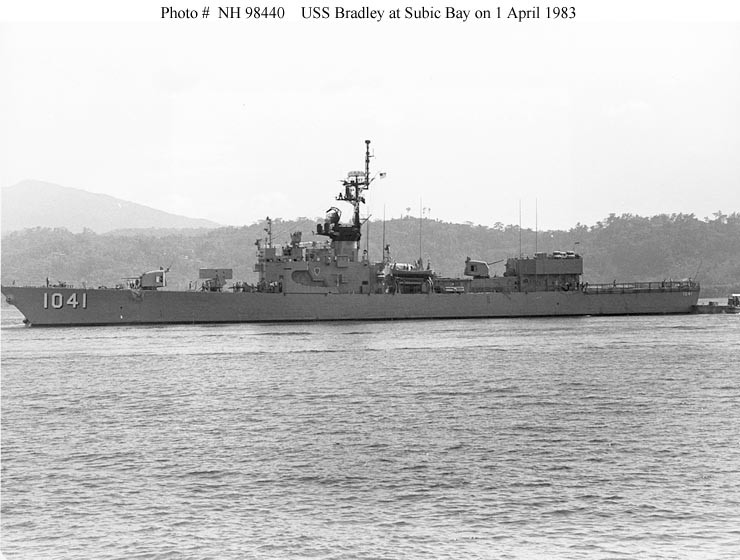 Photo #: NH 98440  USS Bradley (FF-1041)
