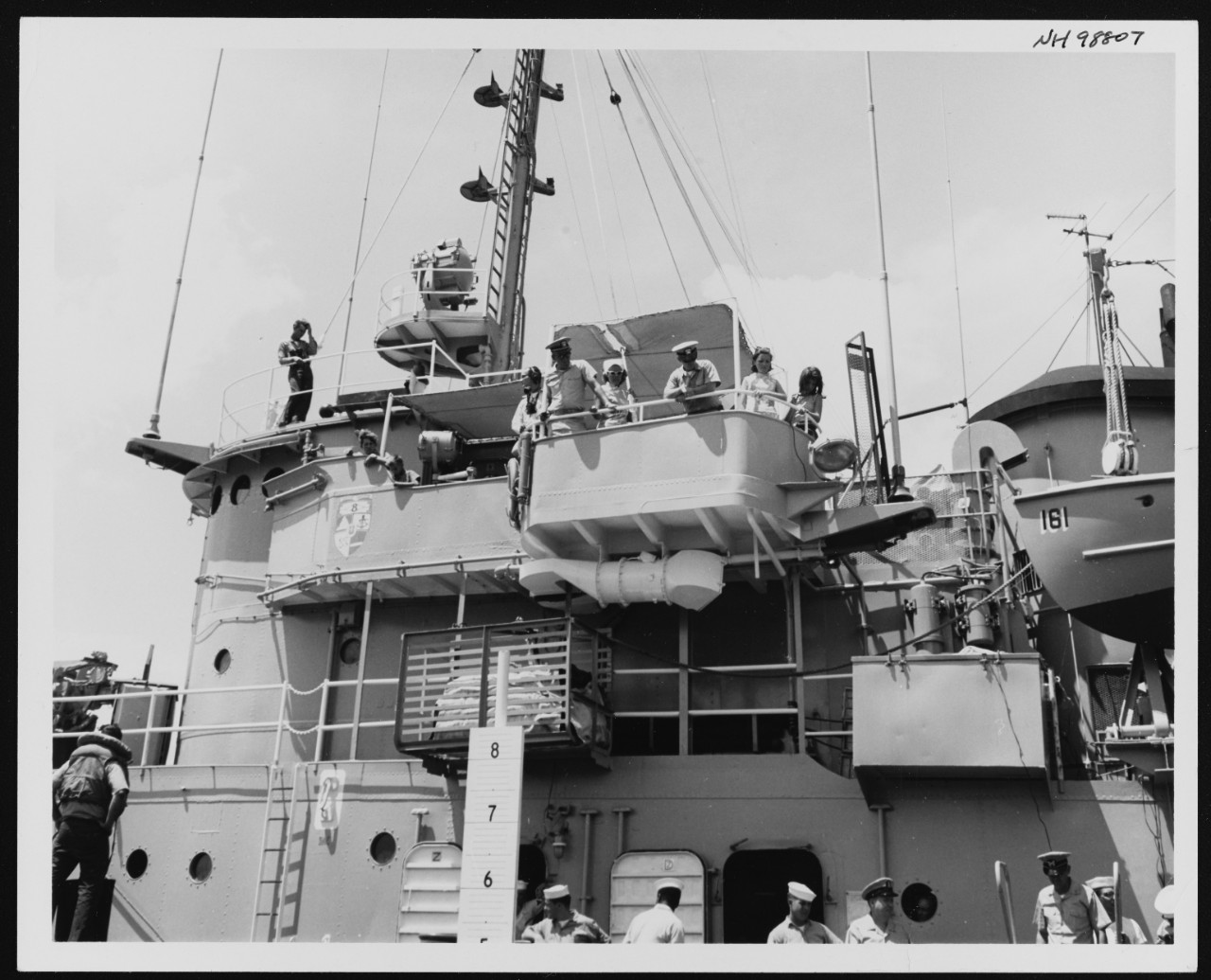 Photo #: NH 98807  USS Salinan (ATF-161)