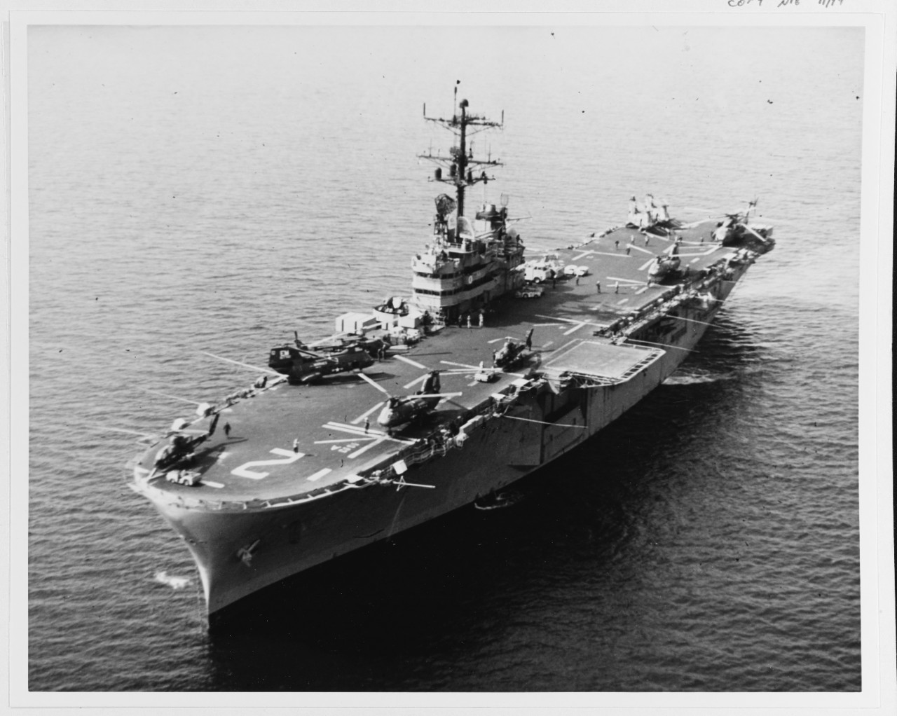USS IWO JIMA (LPH-2)