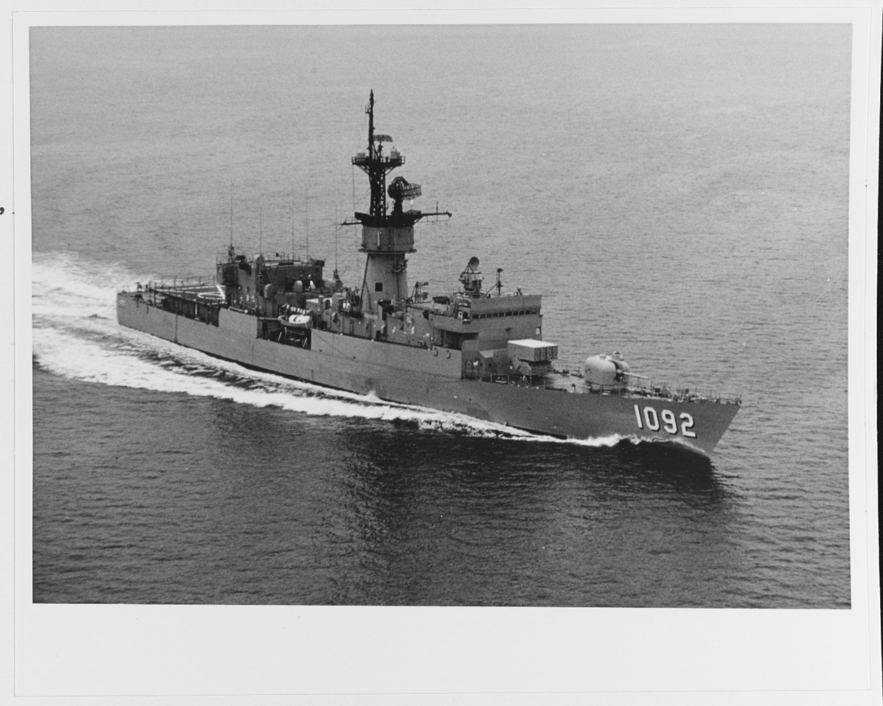 USS THOMAS C. HART (DE-1092)