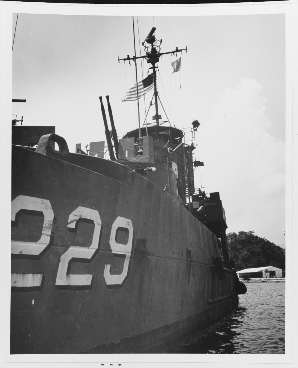 LUU PHU THO (HQ-229), South Vietnamese Landing Ship, ex USS LSSL-101