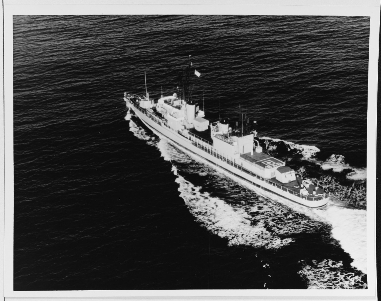 USS OZBOURN (DD-846)