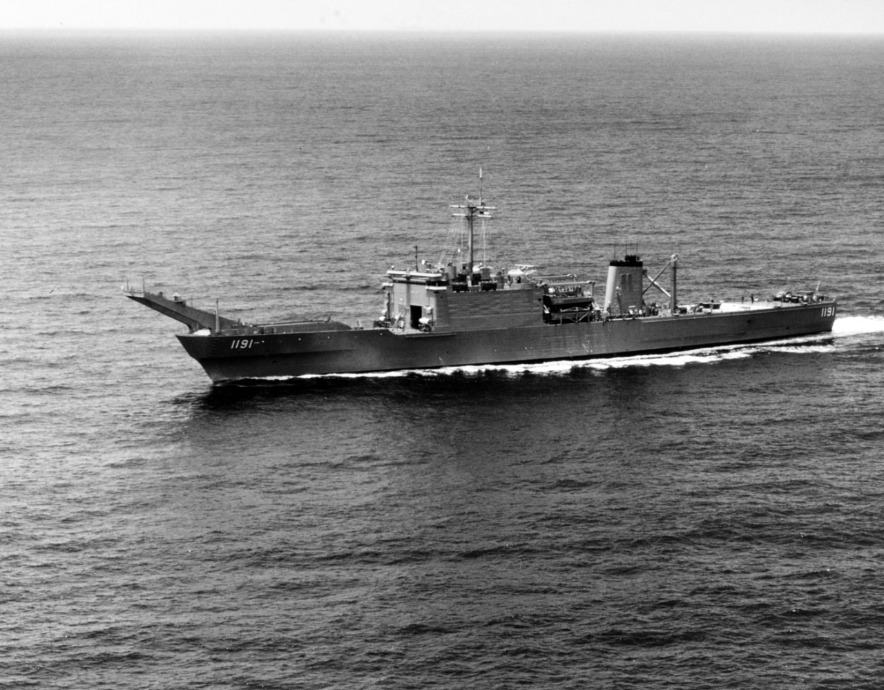 USS RACINE (LST-1191)