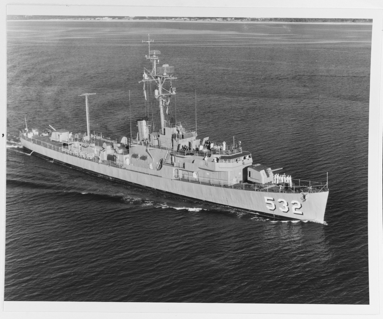 USS TWEEDY (DE-532)