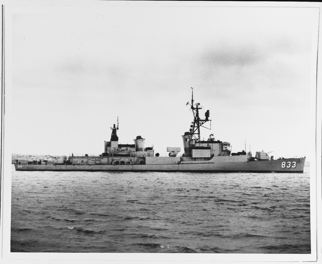 USS HERBERT J. THOMAS (DD-833)
