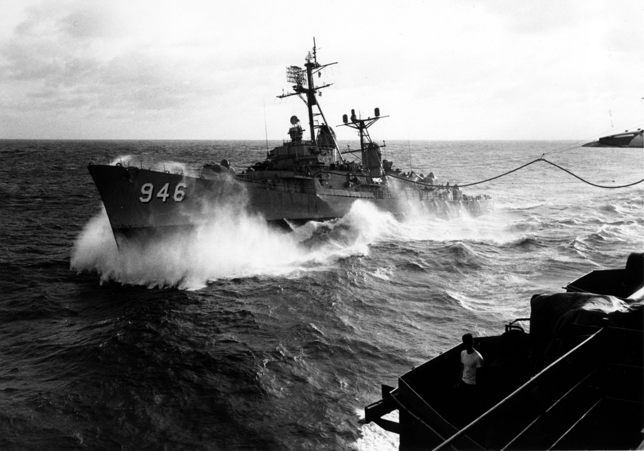USS EDSON (DD-946) refueling