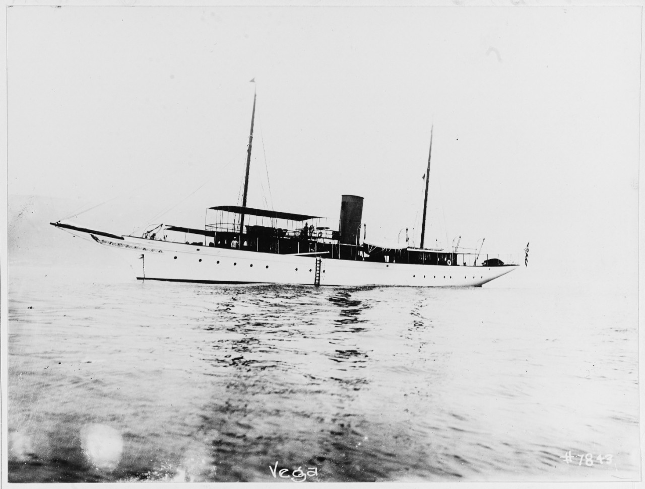 Photo #: NH 755  Lyndonia (American Steam Yacht, 1907)