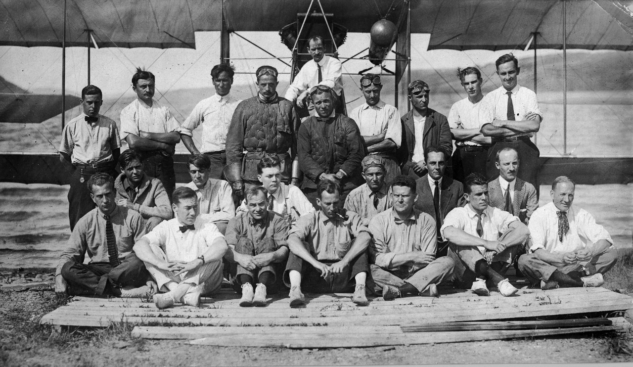 Glenn Curtiss and students of the flying school