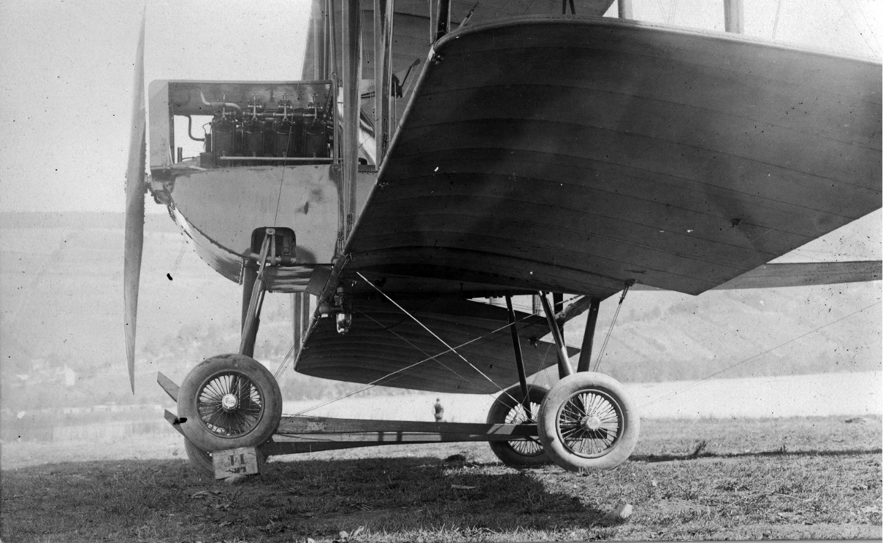 Curtiss Tractor Landplane