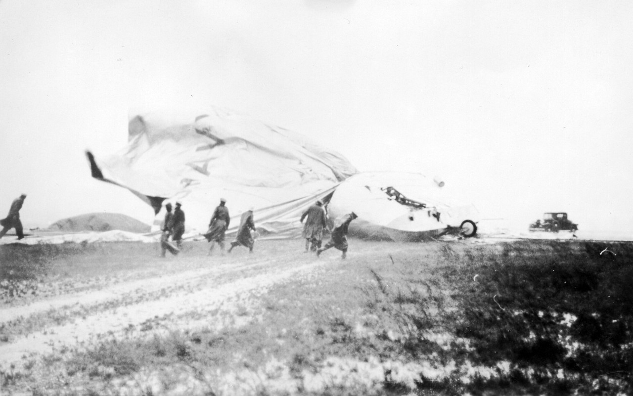 <p>US Navy airship being inflated at Naval Air Station Lakehurst, circa 1936.</p>