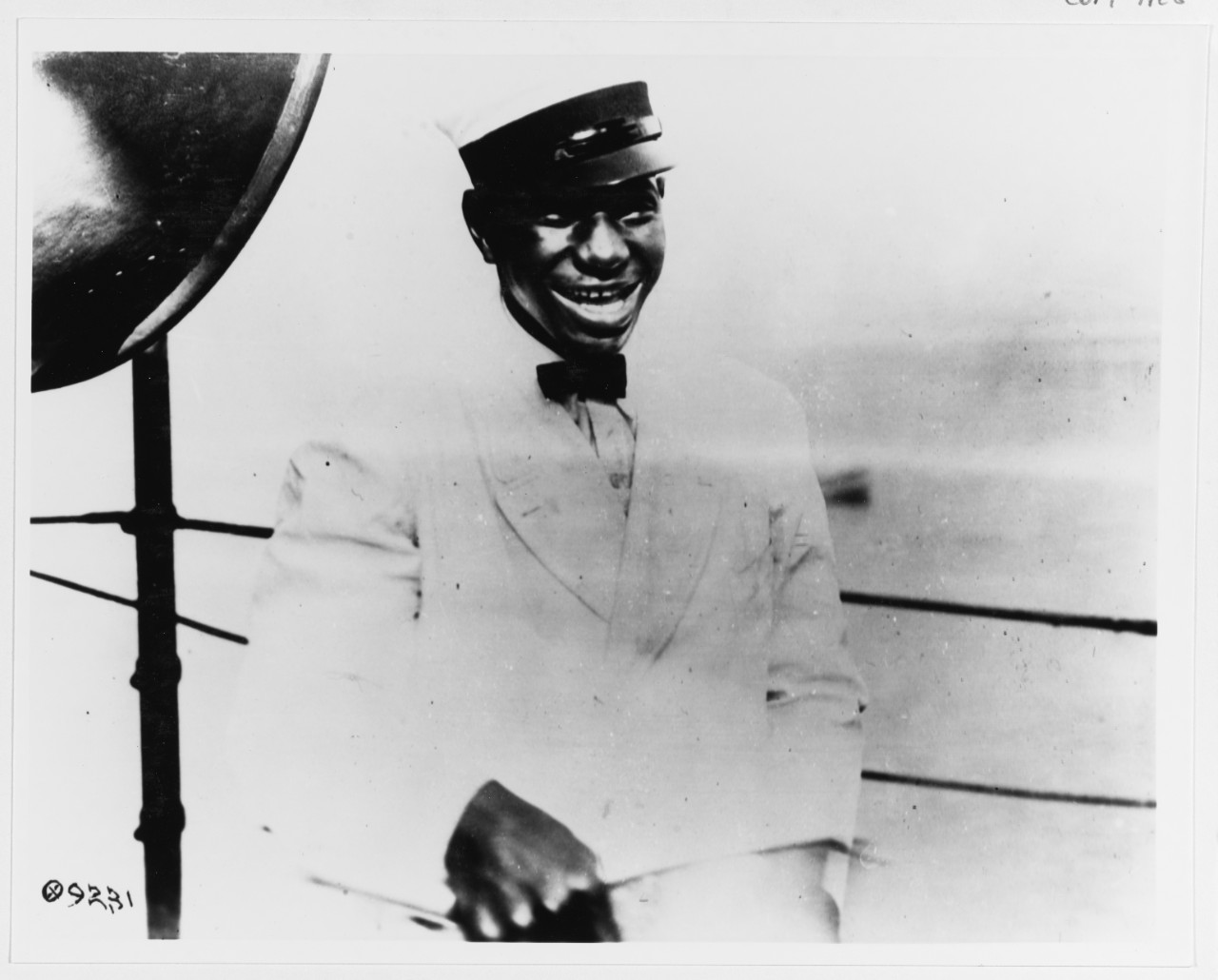 Photo #: 111-SC-9231  &quot;Type in the U.S. Navy -- The Winning Smile&quot;