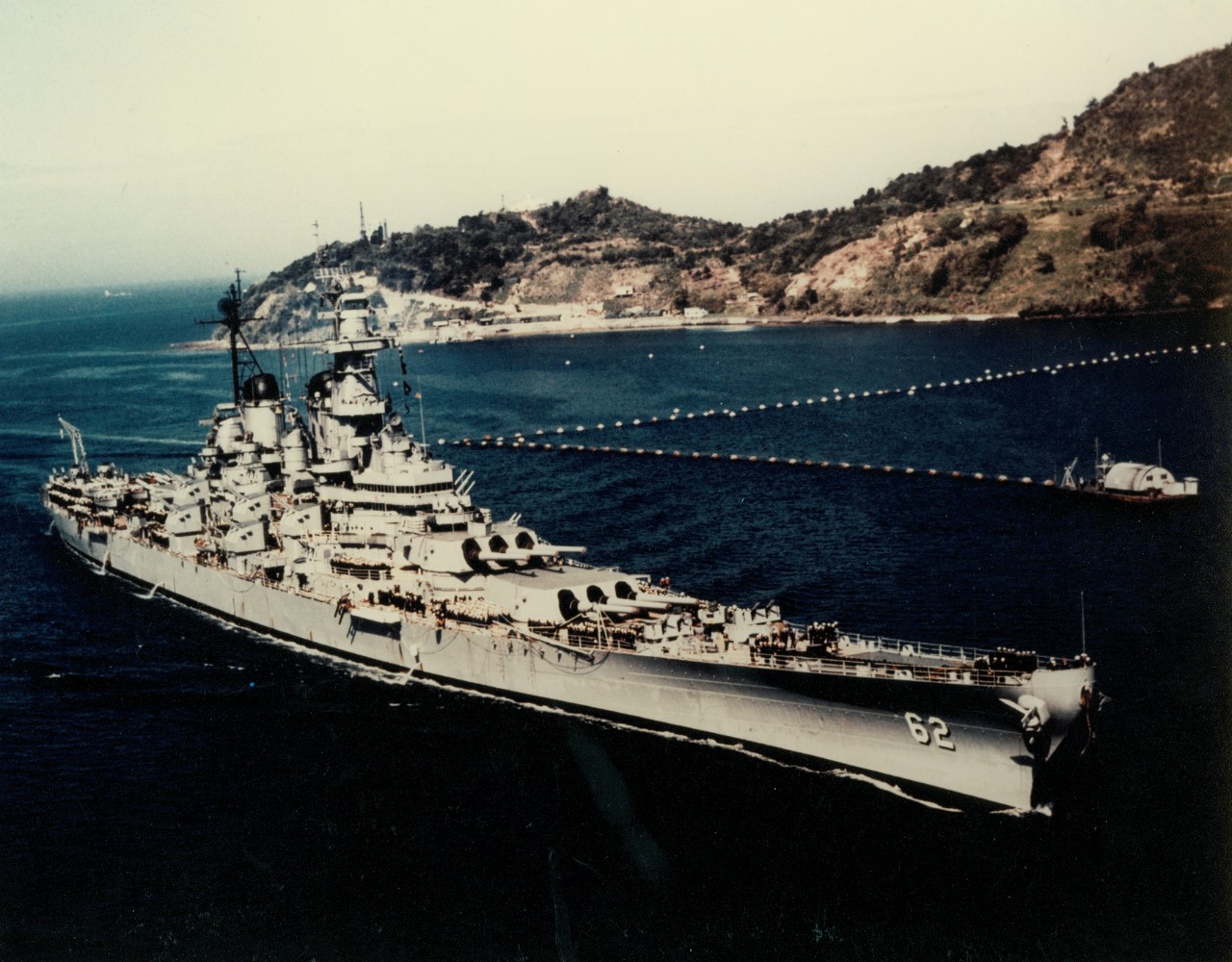 Photo #: 80-G-K-16282 USS New Jersey (BB-62)